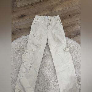 Zara Cream Women's Cargo Jeans